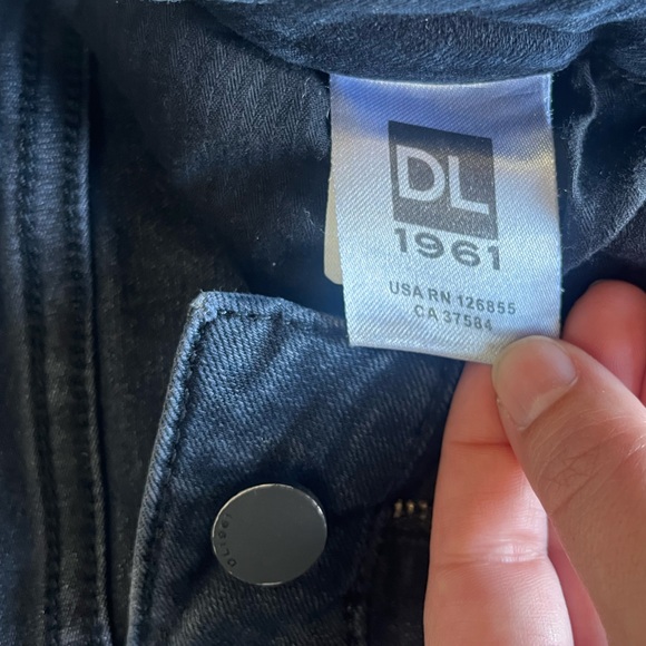 DL1961 Bridget Mid Rise Instasculpt Bootcut Jeans Size 27 - Picture 8 of 9